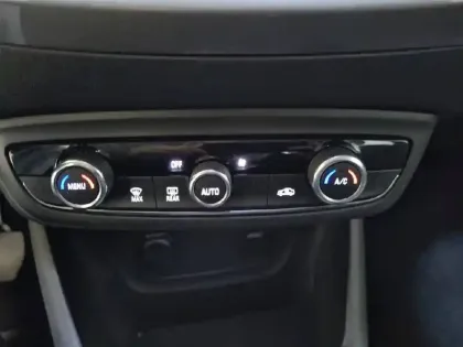 Photo 22 Opel Crossland  1.2 Turbo 110 ch BVM6