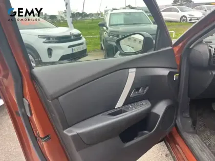 Photo 11 Citroën C4  PureTech 130 S&S EAT8