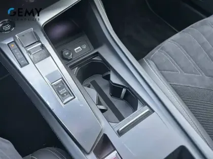 Photo 14 Peugeot 308  BlueHDi 130ch S&S EAT8