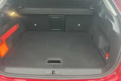 Photo 8 Citroën C4 e- 136 ch Automatique