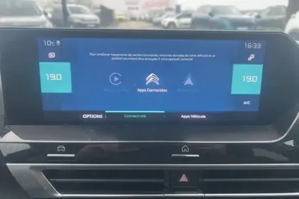 Photo 21 Citroën C4 e- 136 ch Automatique