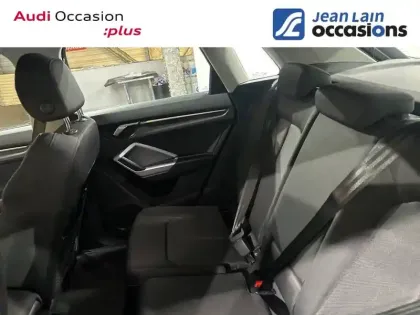 Photo 37 Audi Q3  45 TFSIe 245 ch S tronic 6