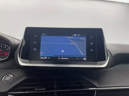 Photo 83 Peugeot 208  PureTech 100 S&S BVM6