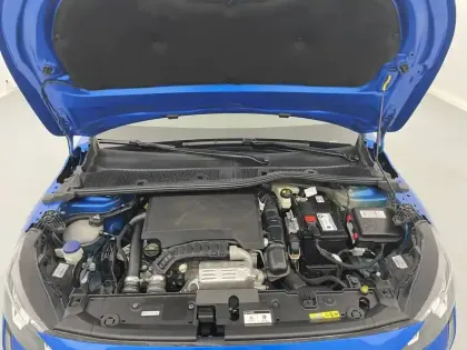 Photo 20 Peugeot 208  PureTech 100 S&S BVM6