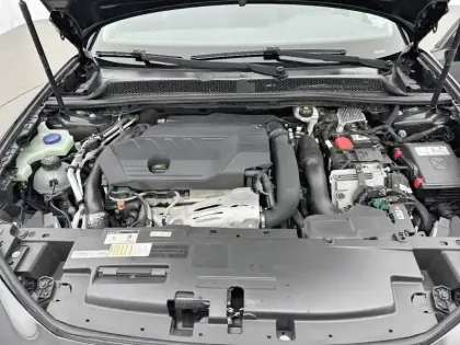 Photo 39 Peugeot 508  SW Hybrid 225 e-EAT8