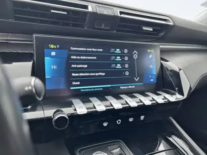 Photo 20 Peugeot 508  SW Hybrid 225 e-EAT8