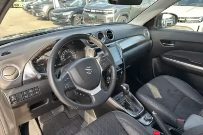 Photo 15 Suzuki Vitara  1.5 Dualjet Hybrid Allgrip  Auto