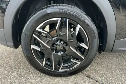 Photo 10 Peugeot 3008  Hybrid 136 e-DCS6