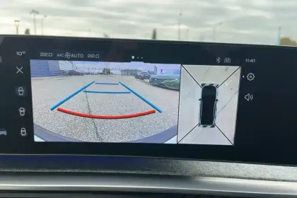 Photo 22 Peugeot 3008  Hybrid 136 e-DCS6