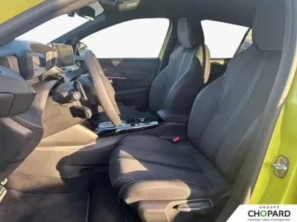 Photo 10 Peugeot 208  Hybrid 136 e-DCS6