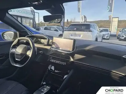 Photo 33 Peugeot 208  Hybrid 136 e-DCS6