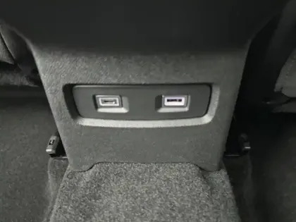 Photo 99 Citroën C4  PureTech 130 S&S EAT8