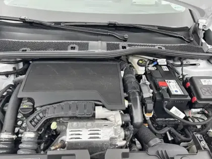 Photo 109 Citroën C4  PureTech 130 S&S EAT8