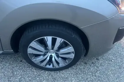 Photo 13 Peugeot 3008  1.6 BlueHDi 120ch S&S EAT6