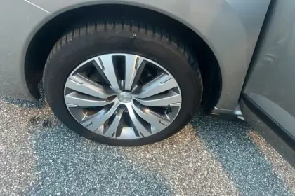 Photo 12 Peugeot 3008  1.6 BlueHDi 120ch S&S EAT6