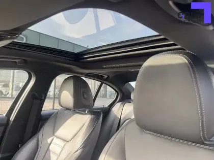 Photo 17 BMW Serie 3 320d xDrive 190 ch BVA8