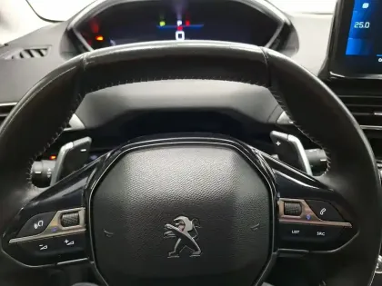 Photo 18 Peugeot 3008  Puretech 130ch S&S EAT8