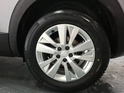 Photo 11 Peugeot 3008  Puretech 130ch S&S EAT8