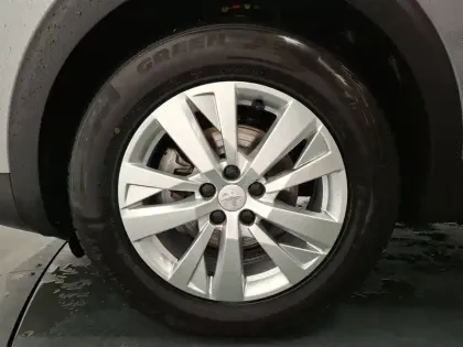 Photo 12 Peugeot 3008  Puretech 130ch S&S EAT8