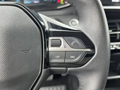 Photo 22 Peugeot 208 Gén. II Ph1 NG Active Pack 5