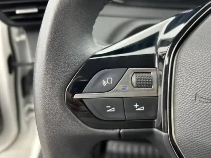 Photo 21 Peugeot 208 Gén. II Ph1 NG Active Pack 5