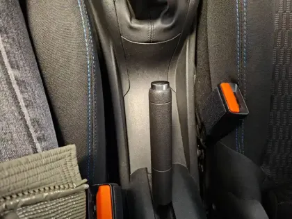 Photo 36 Peugeot 208  PureTech 82ch S&S BVM5