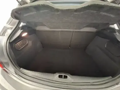 Photo 21 Peugeot 208  PureTech 82ch S&S BVM5