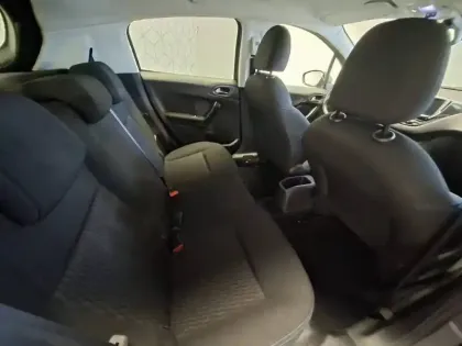 Photo 23 Peugeot 208  PureTech 82ch S&S BVM5