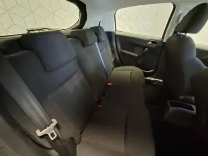 Photo 24 Peugeot 208  PureTech 82ch S&S BVM5