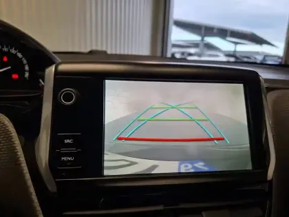 Photo 40 Peugeot 208  PureTech 82ch S&S BVM5