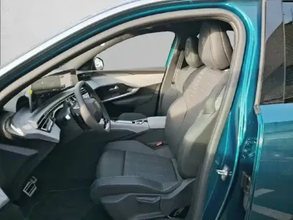 Photo 30 Peugeot 3008  Plug-in Hybrid 195 e-DCS7