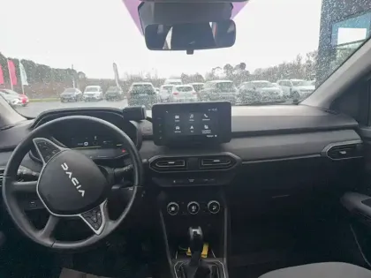 Photo 10 Dacia Jogger  Hybrid 140 7 places GSR2