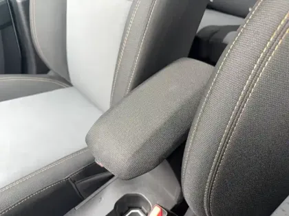 Photo 45 Dacia Jogger  Hybrid 140 7 places GSR2