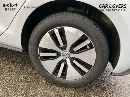 Photo 7 Volkswagen Golf  1.4 TSI 150 Hybride Rechargeable DSG6