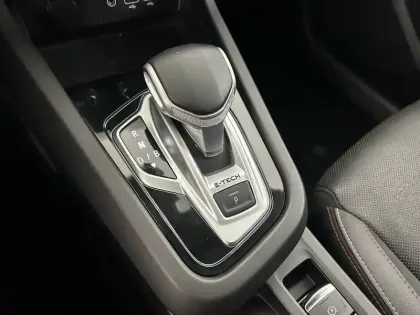 Photo 74 Renault Arkana  E-Tech 145 - 21B