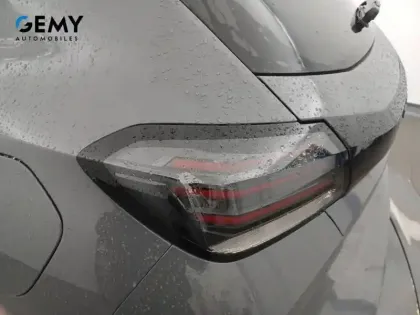 Photo 16 Peugeot 208  Hybrid 100 e-DCS6