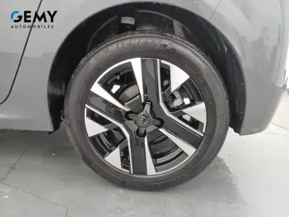 Photo 10 Peugeot 208  Hybrid 100 e-DCS6