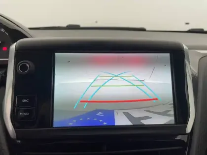 Photo 59 Peugeot 2008  BlueHDi 120ch S&S EAT6