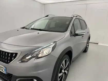 Photo 37 Peugeot 2008  BlueHDi 120ch S&S EAT6