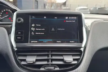 Photo 16 Peugeot 2008  BlueHDi 120ch S&S EAT6