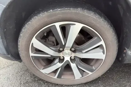 Photo 14 Peugeot 2008  BlueHDi 120ch S&S EAT6