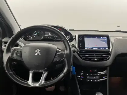 Photo 29 Peugeot 2008  BlueHDi 120ch S&S EAT6