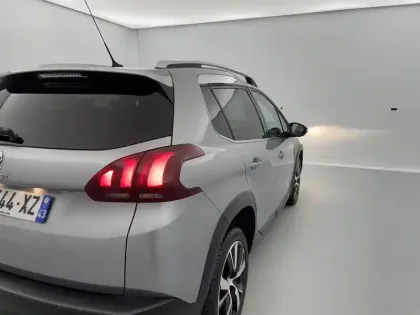 Photo 31 Peugeot 2008  BlueHDi 120ch S&S EAT6