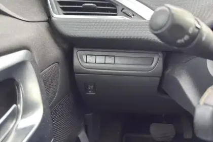 Photo 22 Peugeot 2008  BlueHDi 120ch S&S EAT6