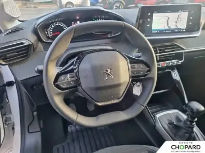 Photo 16 Peugeot 208  BlueHDi 100 S&S BVM6