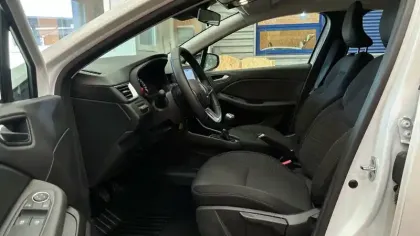 Photo 9 Renault Clio  Blue dCi 100 - 21N