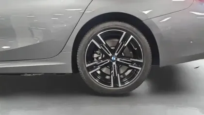 Photo 79 BMW Serie 3 330e 292 ch BVA8