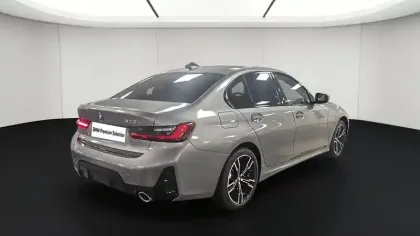 Photo 33 BMW Serie 3 330e 292 ch BVA8