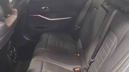 Photo 92 BMW Serie 3 330e 292 ch BVA8