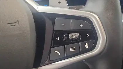 Photo 85 BMW Serie 3 330e 292 ch BVA8